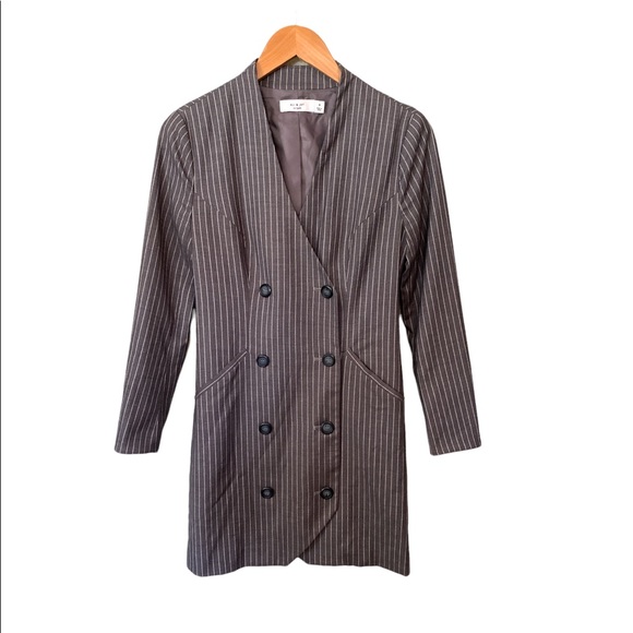 Ali & Jay Pinstriped small Blazer - Picture 2 of 8